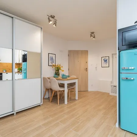 Turkus Z Basenem Apartman Sztutowo